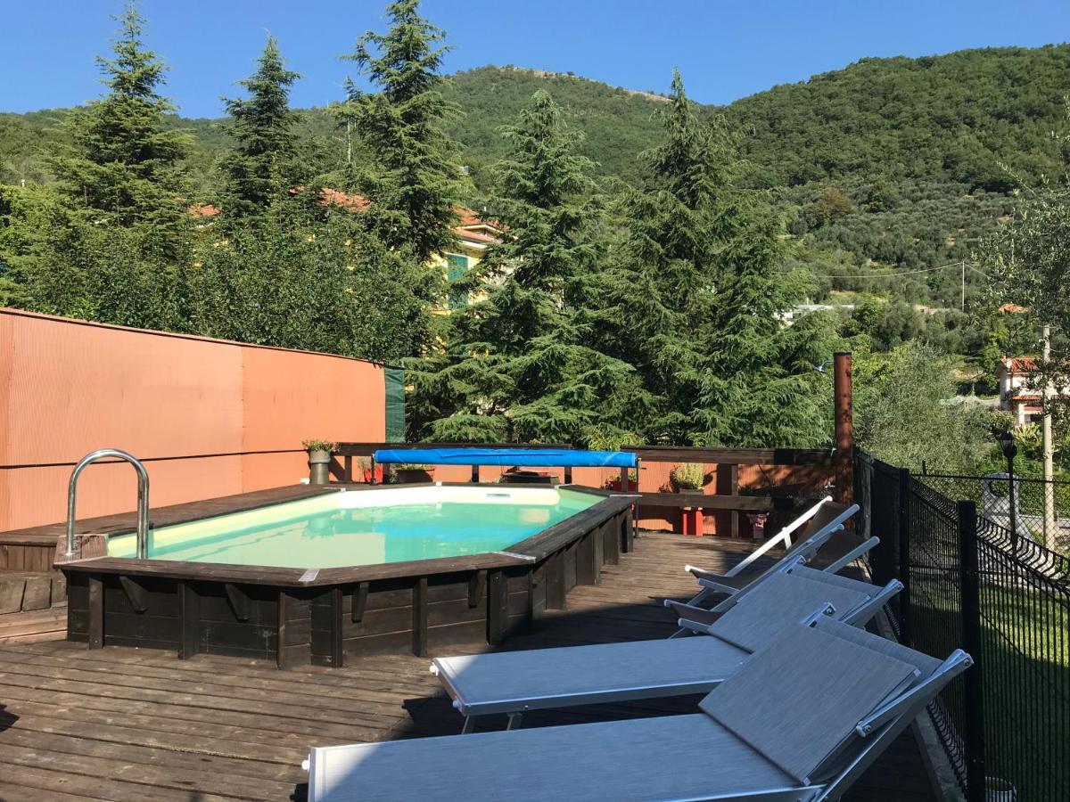 Casa Ginni Con Piscina E Giardino Caravonica Exterior photo