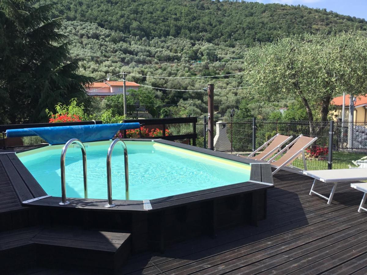 Casa Ginni Con Piscina E Giardino Caravonica Exterior photo