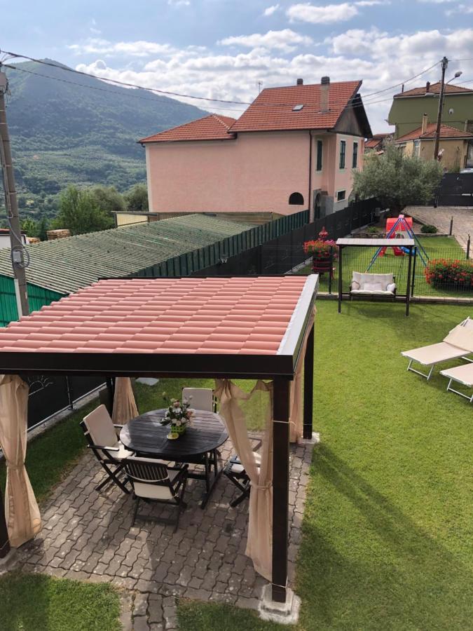 Casa Ginni Con Piscina E Giardino Caravonica Exterior photo