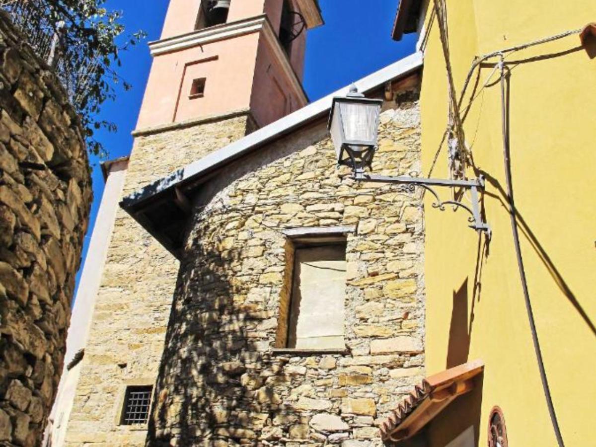Casa Ginni Con Piscina E Giardino Caravonica Exterior photo